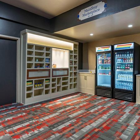 Quality Inn Lexington -Horse Park Екстериор снимка