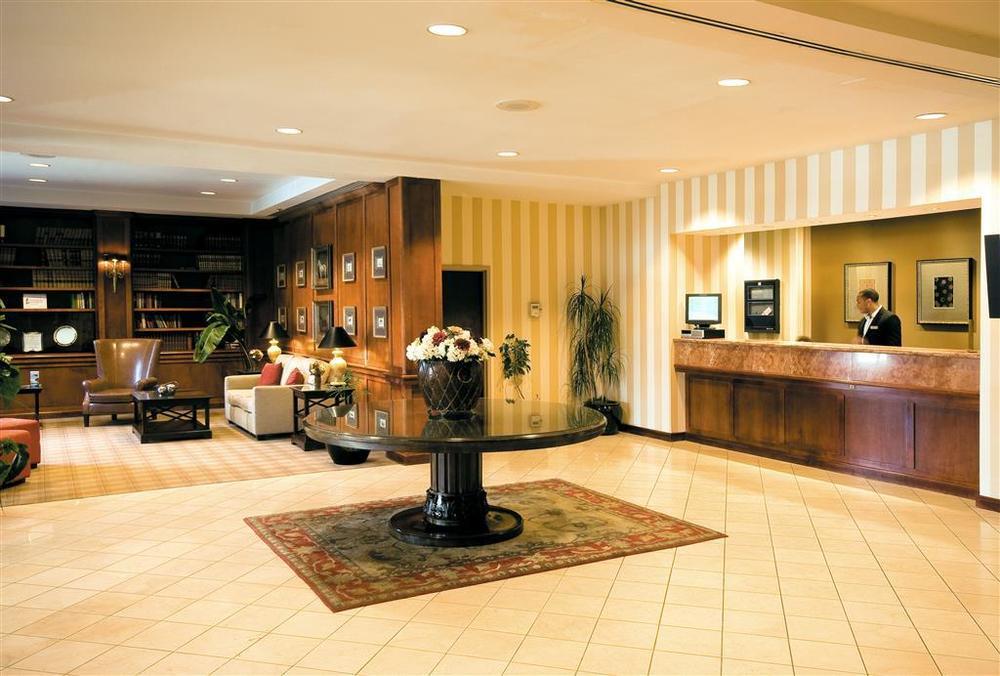 Quality Inn Lexington -Horse Park Интериор снимка
