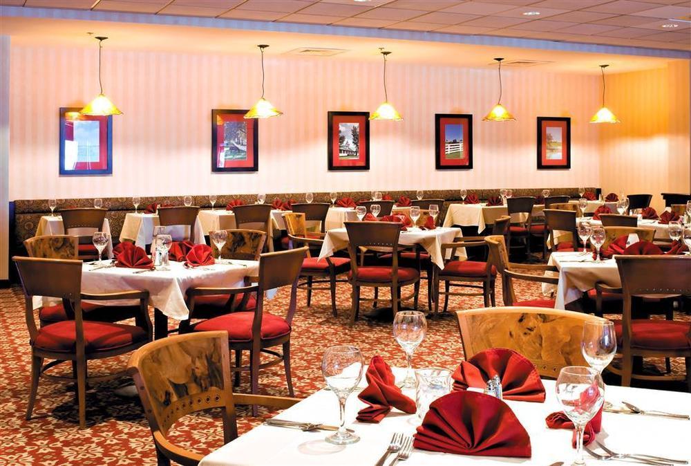 Quality Inn Lexington -Horse Park Ресторант снимка