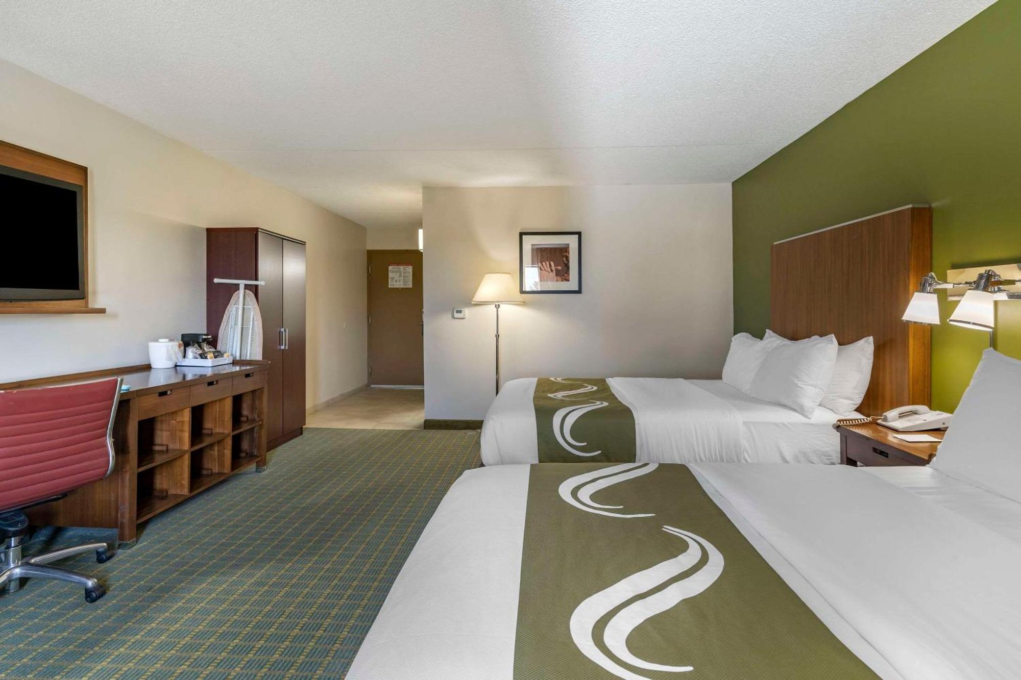 Quality Inn Lexington -Horse Park Екстериор снимка