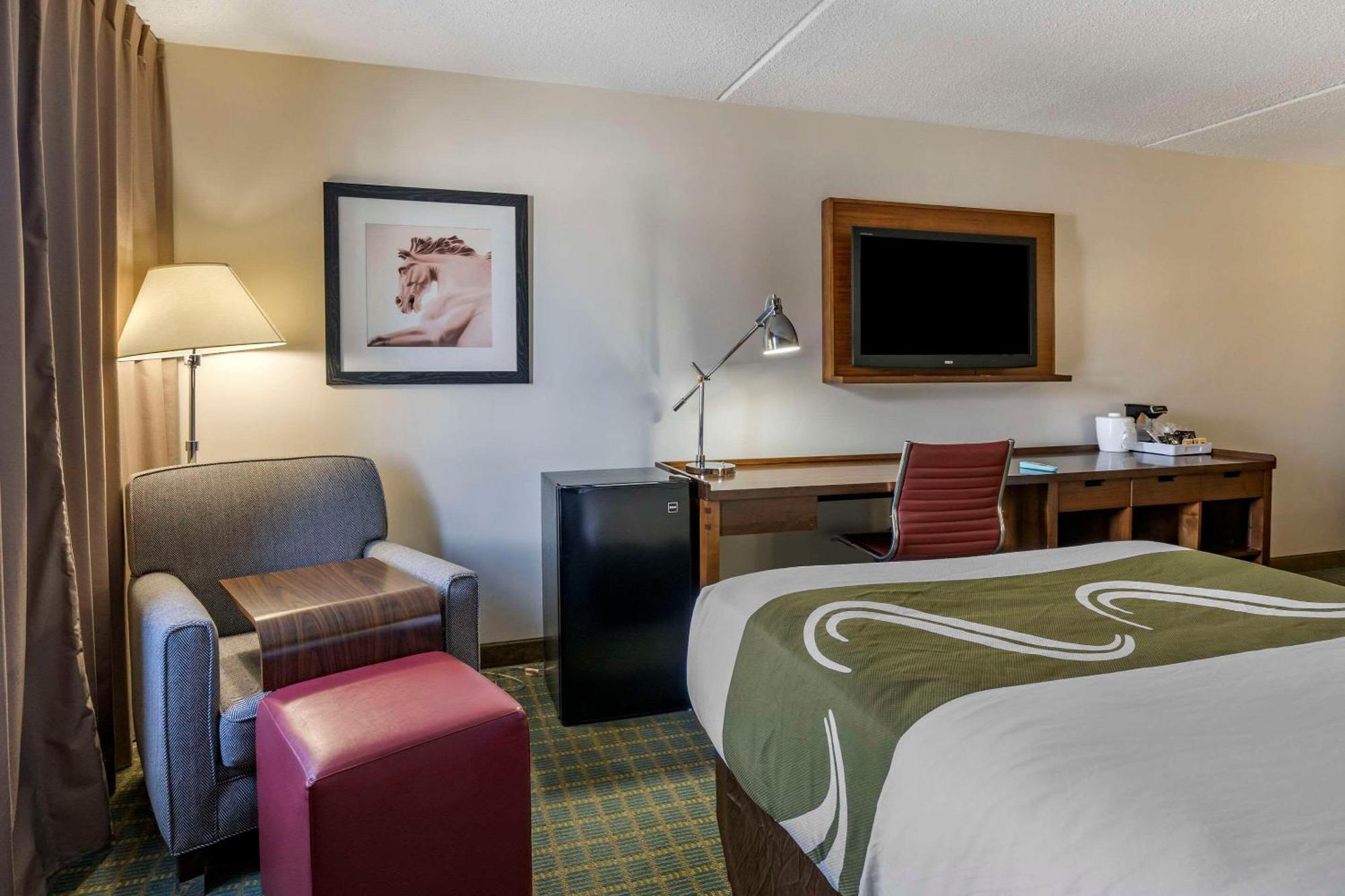 Quality Inn Lexington -Horse Park Екстериор снимка