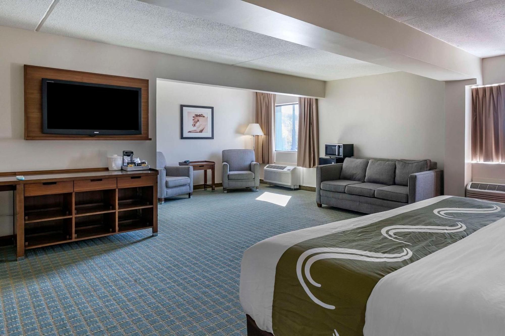 Quality Inn Lexington -Horse Park Екстериор снимка